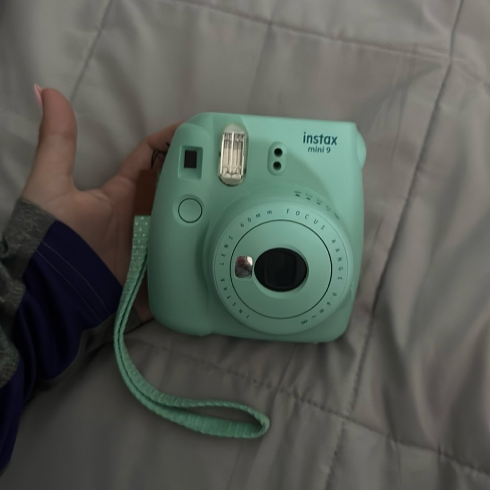 polaroid camera